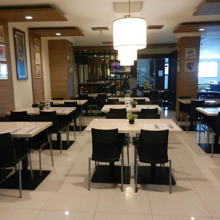 Karsa Utama Hotel Jakarta Exterior foto