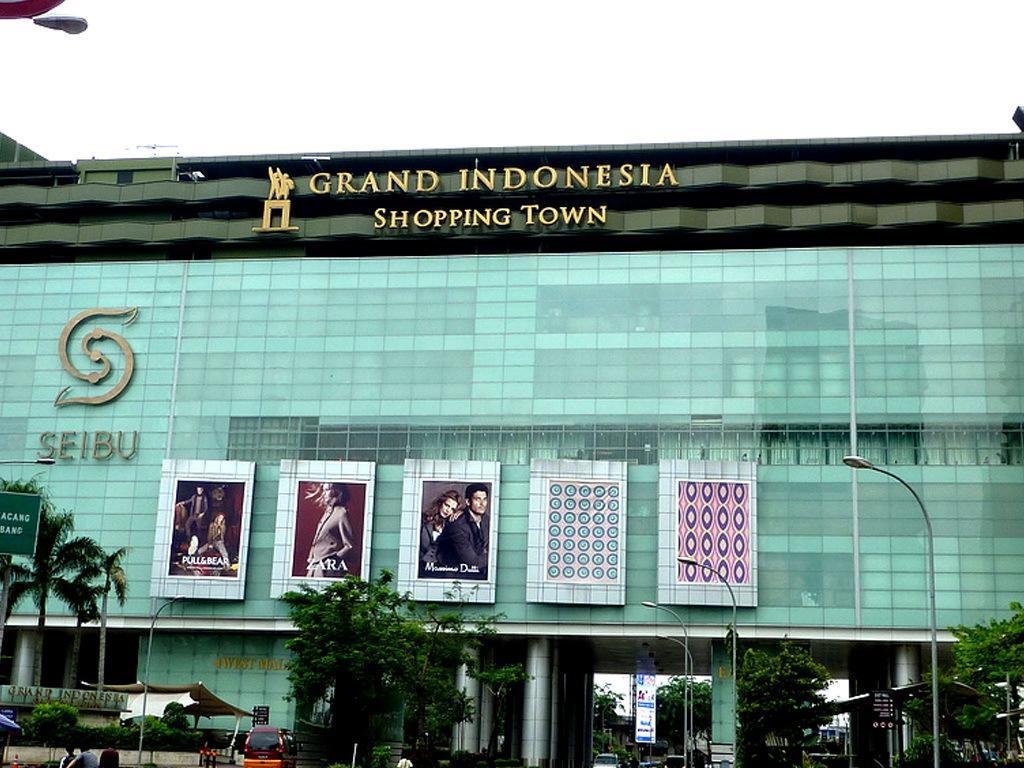Karsa Utama Hotel Jakarta Exterior foto