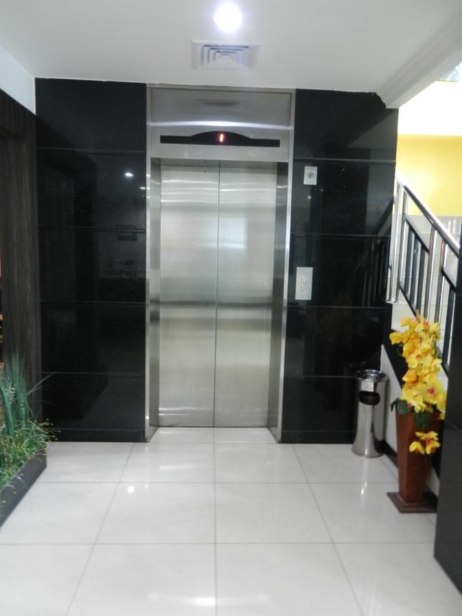 Karsa Utama Hotel Jakarta Exterior foto